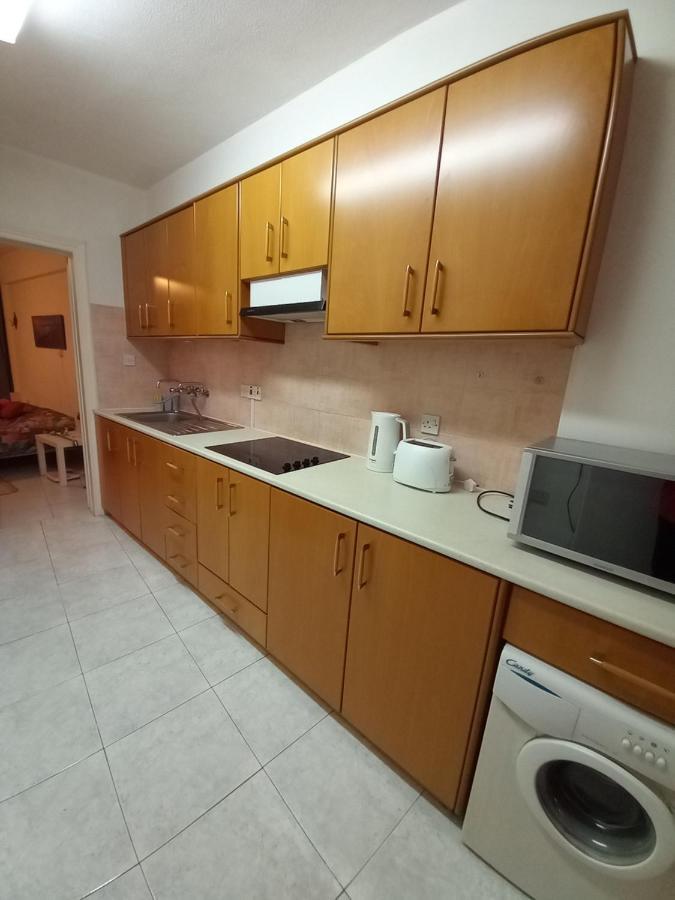 Old Town Apartment 2 라르나카 외부 사진