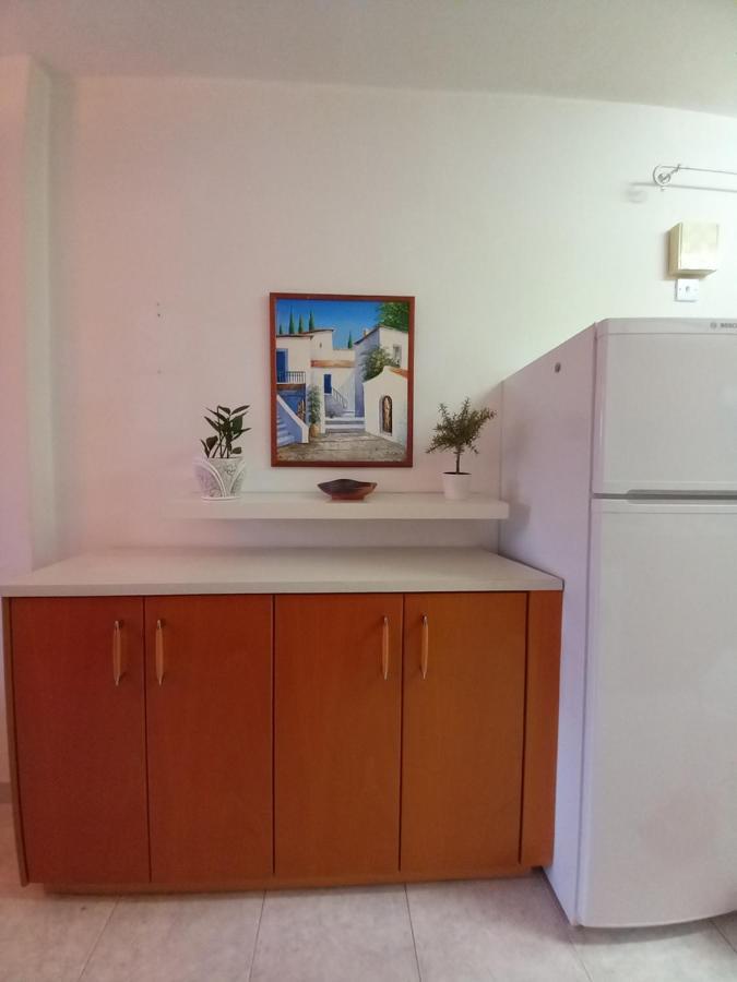 Old Town Apartment 2 라르나카 외부 사진